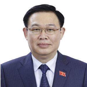 H.E. VUONG DINH HUE (President of the at National Assembly)